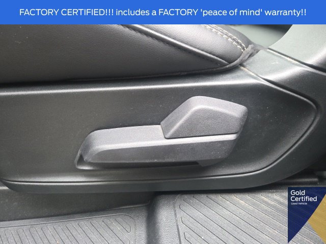 Used 2023 Ford Explorer XLT w/ Equipment Group 202A AWD/4WD image 20
