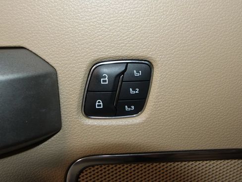 Used 2020 Ford F250 Lariat w/ Chrome Package AWD/4WD image 9