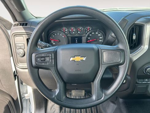 Used 2025 Chevrolet Silverado 1500 W/T image 13