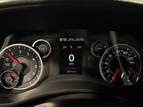 Used 2024 RAM 2500 Tradesman w/ Chrome Appearance Group image 28