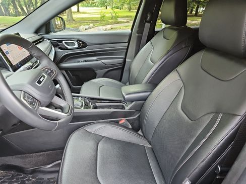Used 2023 Jeep Compass High Altitude w/ Driver Assist Group I AWD/4WD image 20