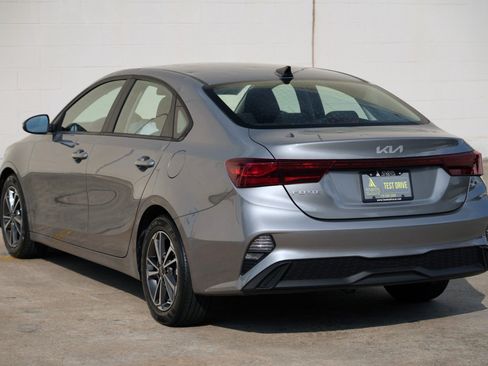 Used 2023 Kia Forte LXS w/ LXS Technology Package FWD image 41