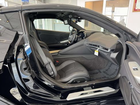 Used 2025 Chevrolet Corvette E-Ray AWD/4WD image 17