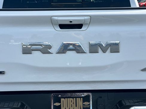 Used 2025 RAM 1500 Laramie AWD/4WD image 47