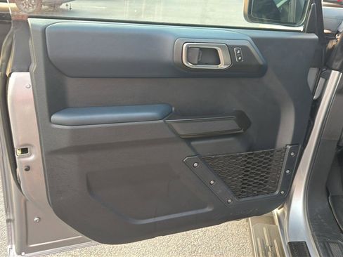 Used 2024 Ford Bronco Outer Banks AWD/4WD image 16