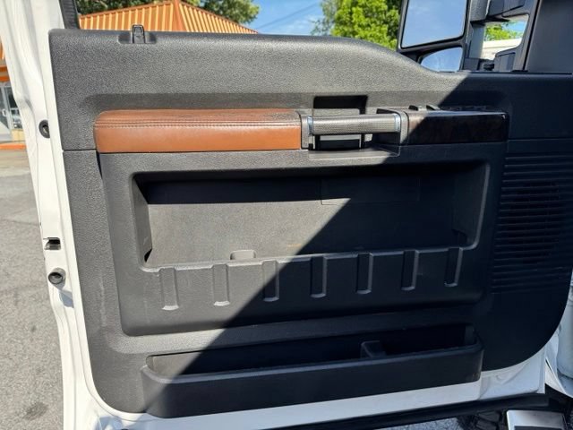 Used 2016 Ford F350 Platinum w/ Platinum Package AWD/4WD image 11