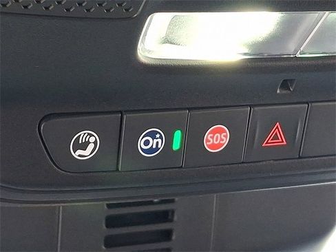 Used 2025 Buick Enclave Preferred image 25