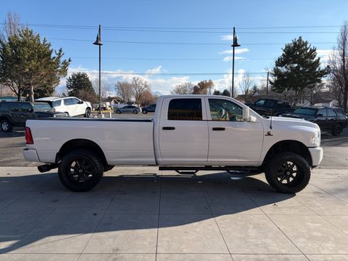 Used 2017 RAM 3500 Tradesman w/ Chrome Appearance Group image 3
