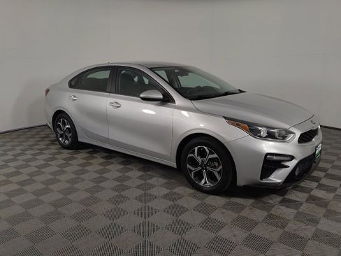 Used 2021 Kia Forte LXS FWD image 7