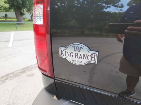 Used 2014 Ford F250 King Ranch w/ FX4 Off-Road Package AWD/4WD image 8