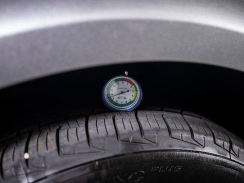 Used 2022 Genesis GV70 3.5T Sport image 43