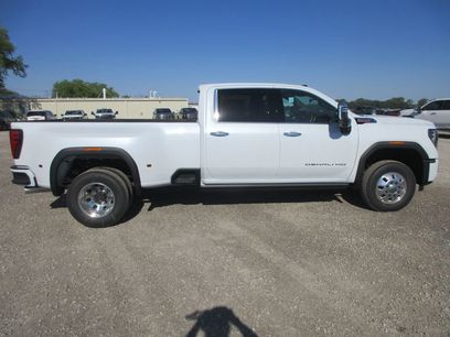 New 2026 GMC Sierra 3500 Denali w/ Denali Reserve Package