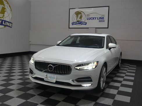 Used 2018 Volvo S90 T6 Inscription image 4