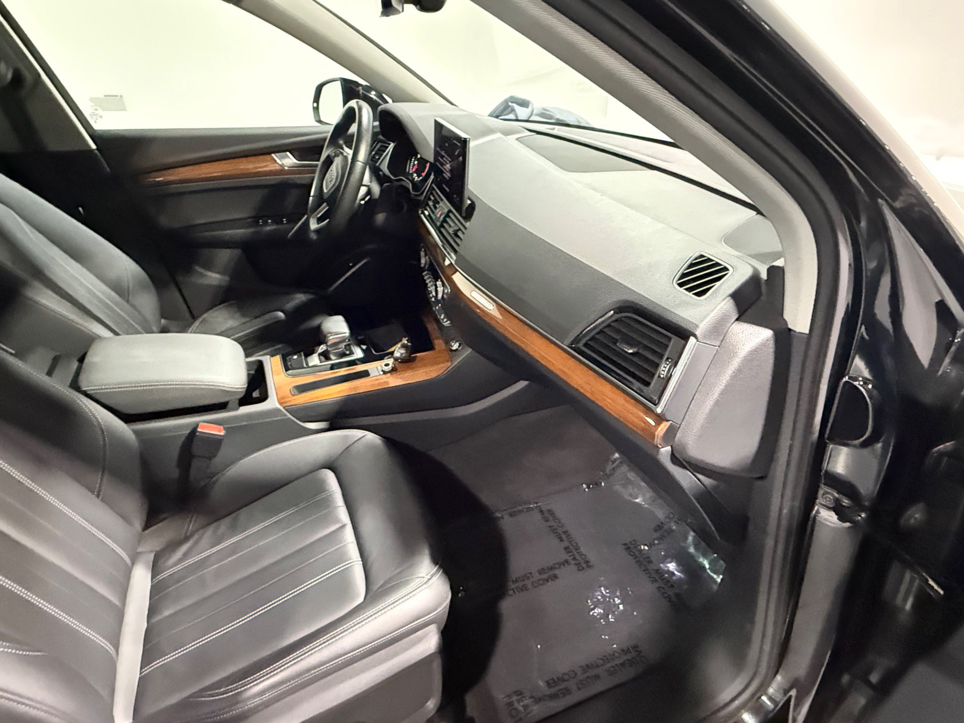 Used 2023 Audi Q5 2.0T Premium w/ Convenience Package AWD/4WD image 36
