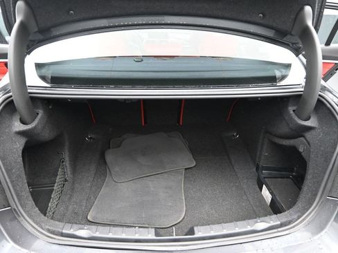 Used 2018 BMW 330i xDrive Sedan w/ Convenience Package image 17