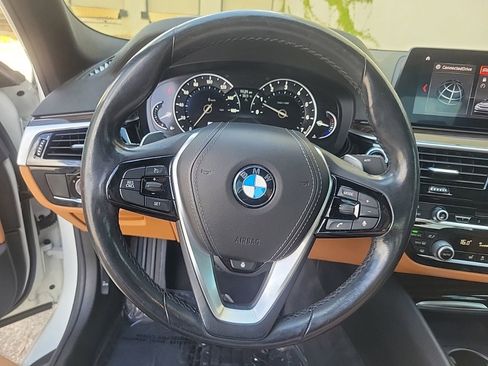 Used 2019 BMW 540i RWD image 25