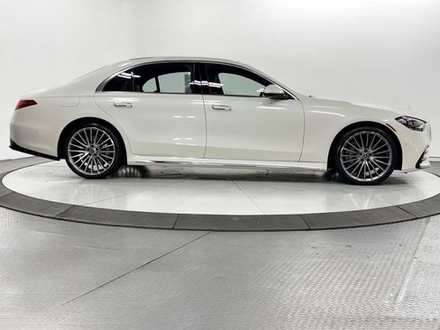 Used 2023 Mercedes-Benz S 500 4MATIC w/ AMG Line image 38