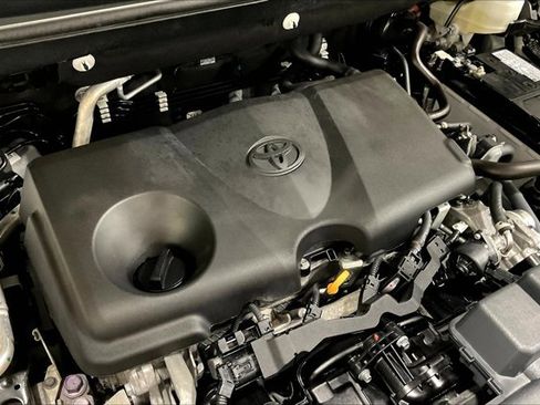 Certified 2024 Toyota RAV4 LE image 32