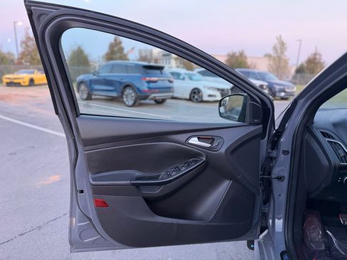 Used 2016 Ford Focus RS image 14