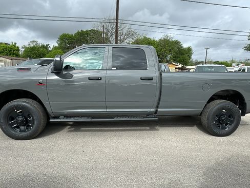 New 2026 RAM 3500 Tradesman AWD/4WD image 8