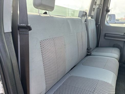 Used 2012 Ford F250 XL w/ Snow Plow Prep Pkg image 22