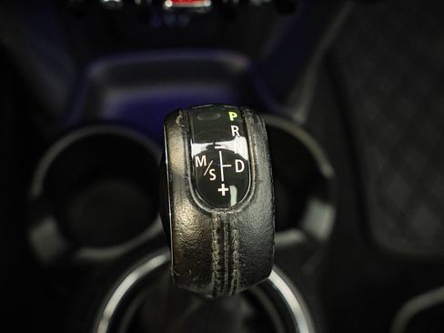Used 2014 MINI Cooper 2-Door Hardtop FWD image 34