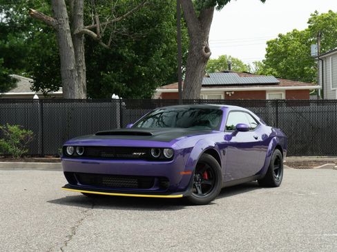 Used 2018 Dodge Challenger SRT Demon RWD image 3
