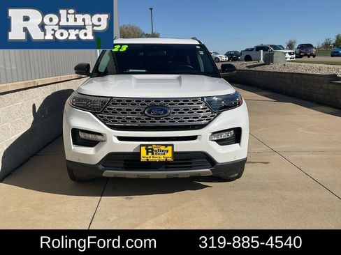 Used 2023 Ford Explorer Limited w/ Equipment Group 301A image 4