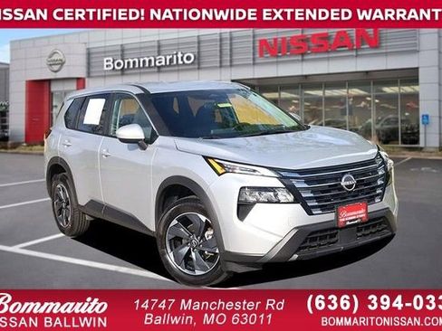 Certified 2025 Nissan Rogue SV image 1