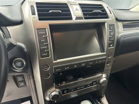Used 2021 Lexus GX 460 Premium w/ Premium Package image 22