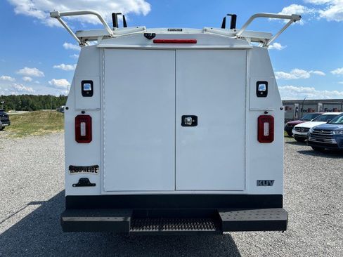 Used 2021 GMC Savana 3500 w/ Power Convenience Package RWD image 11