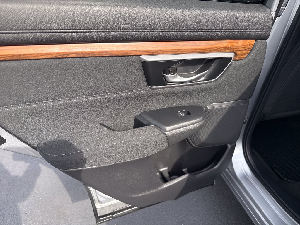Used 2018 Honda CR-V EX image 17
