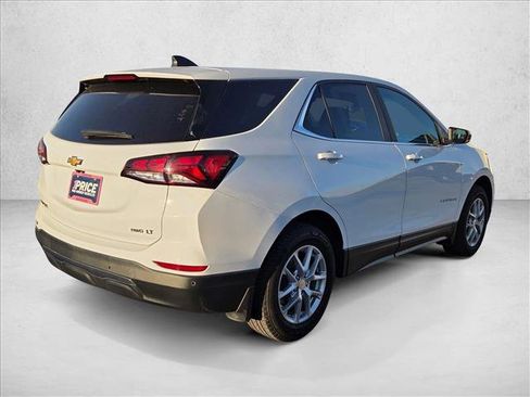 Used 2023 Chevrolet Equinox LT w/ LPO, Floor Liner Package image 5