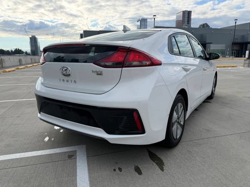 Used 2019 Hyundai Ioniq Blue FWD image 7