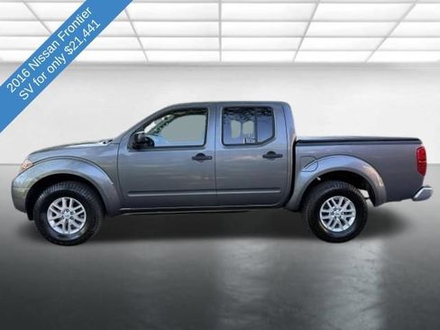 Used 2016 Nissan Frontier SV AWD/4WD image 2