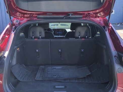 Used 2025 Chevrolet Trax RS w/ Driver Confidence Package image 7