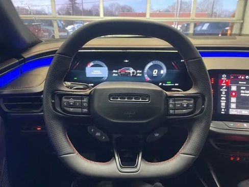 Used 2024 Dodge Charger R/T w/ Plus Group image 16