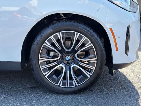 Used 2025 BMW X3 xDrive30i w/ Premium Package image 12