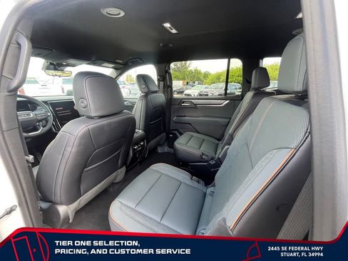 New 2026 GMC Acadia AT4 w/ Luxury Package AWD/4WD image 13