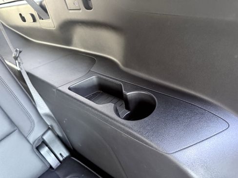 Used 2021 Chevrolet Suburban RST w/ Luxury Package image 23