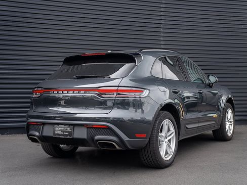 Certified 2026 Porsche Macan AWD/4WD image 28