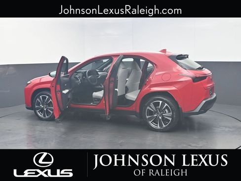 New 2025 Lexus UX 300h FWD image 30