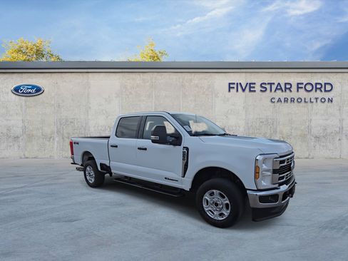 Certified 2025 Ford F250 XLT image 2