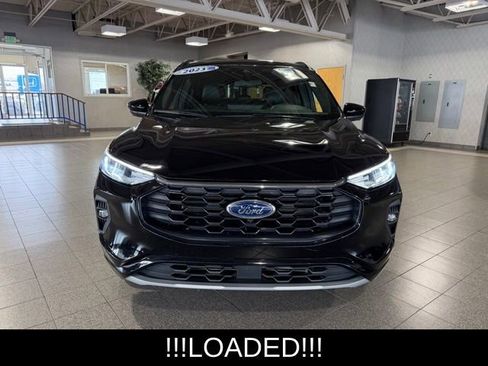 Used 2023 Ford Escape ST-Line Select w/ Tech Pack #2 AWD/4WD image 3
