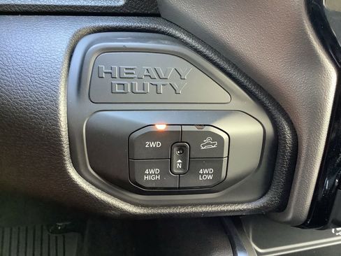 New 2026 RAM 2500 Big Horn AWD/4WD image 21