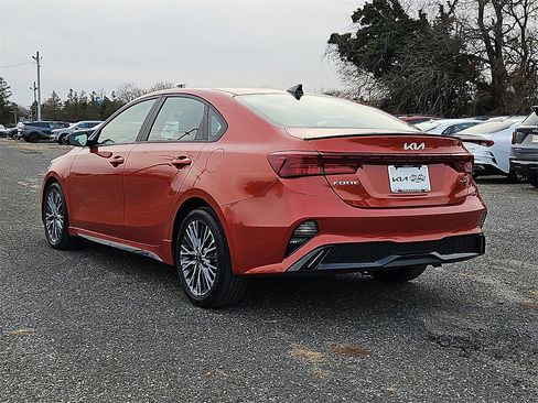Certified 2024 Kia Forte GT-Line image 5