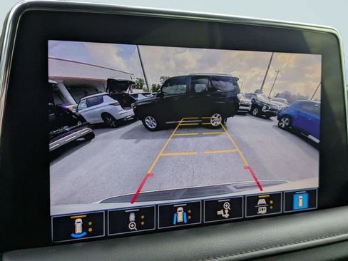 Used 2021 Chevrolet Suburban High Country image 24