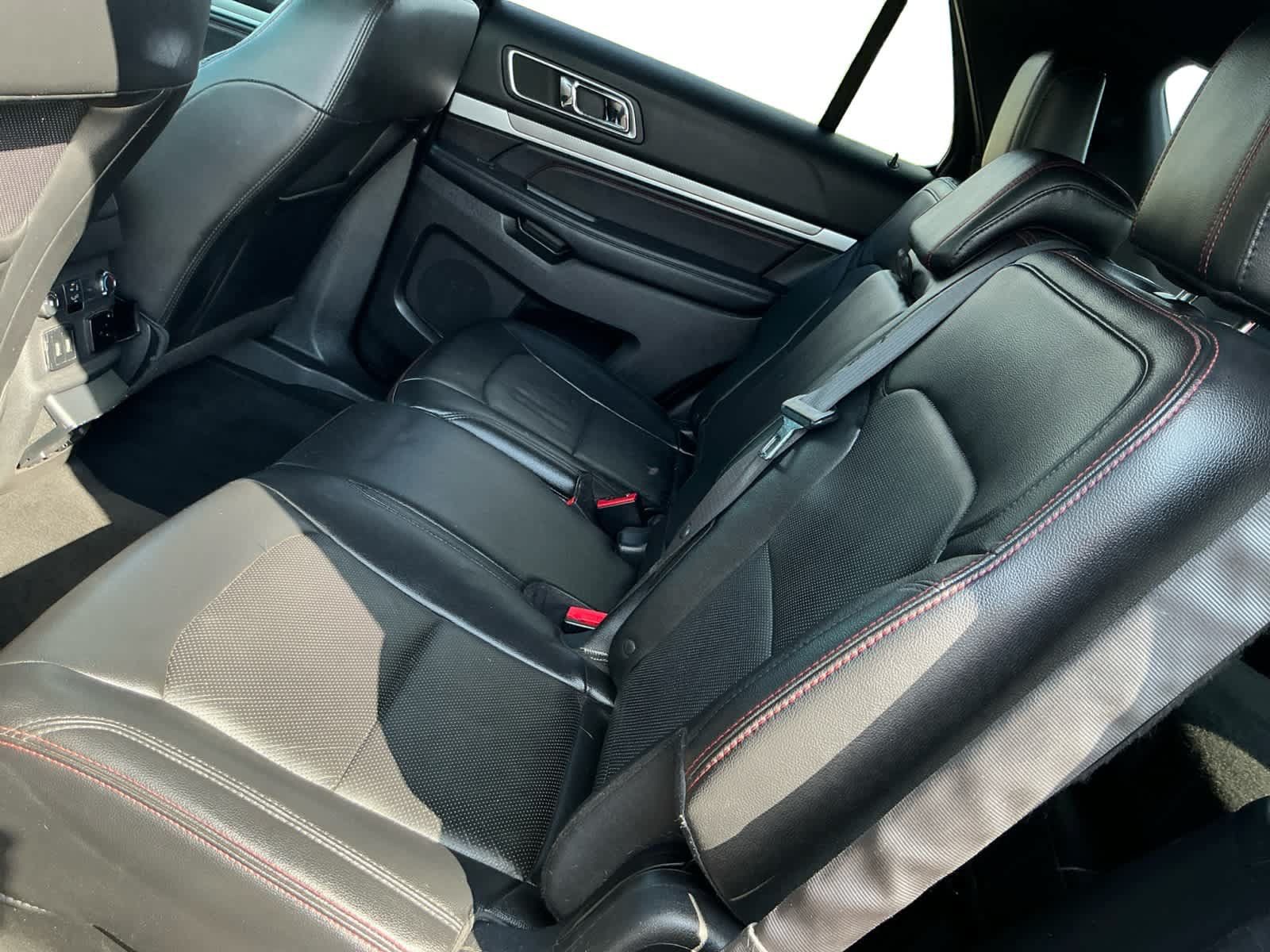 Used 2016 Ford Explorer Sport w/ Equipment Group 401A AWD/4WD image 13