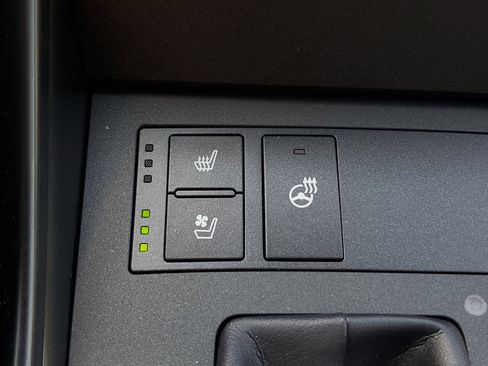 Used 2023 Lexus IS 300 w/ Premium Package RWD image 26