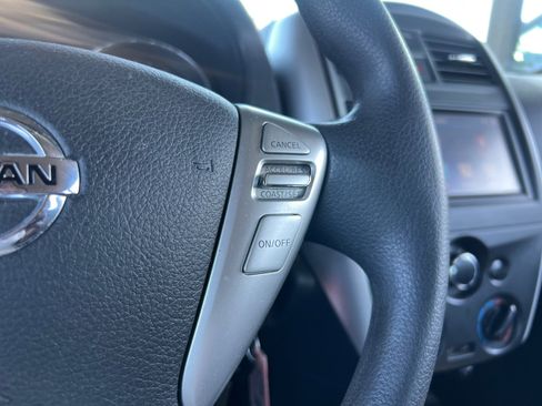 Used 2019 Nissan Versa SV image 17